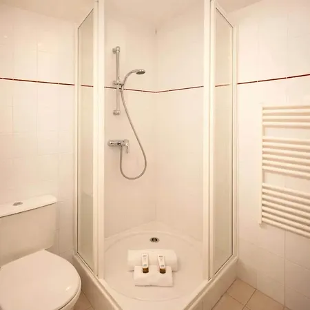 Family Flat - Montparnasse Paris